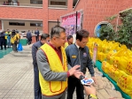 天峰慈善會持續第15年捐贈物資，由縣警局轉送。（照片縣府提供）