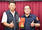 警員陳倚文成功搶救仰藥女子 局長李文章會報公開表揚