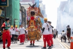 竹塹中元城隍祭今天最高潮   「遶境賑孤」盛大展開   上萬信眾隨行