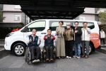 許縣長感謝中華耆幼關懷協會捐贈本縣復康巴士
