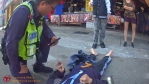 男體力不支倒地腳踝受傷   東信警查知住處安然送返