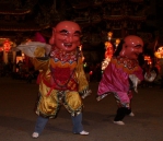 大甲鎮瀾宮媽祖九天八夜遶境活動即將展開　媽祖駕前五大團入夜展開神偶操練