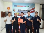 主秘張義昌到大誠所慰勞   他對員警破獲應召站讚譽