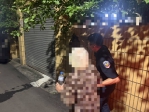 雨後外出散步消暑迷途釀驚魂   太平警貼心護送婦人返家
