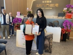 藝術創作有價，愛心傳遞無價-公益拍賣所得加碼捐贈家扶陪伴弱勢兒少穩定成長