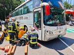 新加坡旅客遭壓輪下生命垂危    警方刻調查車禍因由中