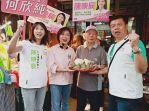 雙十連假首日大雅市場拜票　民進黨台中市長候選人、立法委員何欣純：推動潭雅神新政、產業生活雙升級