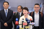 盧秀燕率66對新人高空證婚、城市外交及關懷台商 28小時燕子來回沖繩！