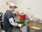 朴子就業中心運用勞動部就促獎助措施 暖心協助獨居廚工重返職場
