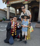 哈利波特遇上小梅林　民進黨台中市議會黨團總召周永鴻萬聖節跨棚「魔法交流」